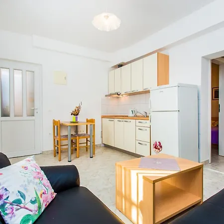 Lavanda 1 Apartman Njivice