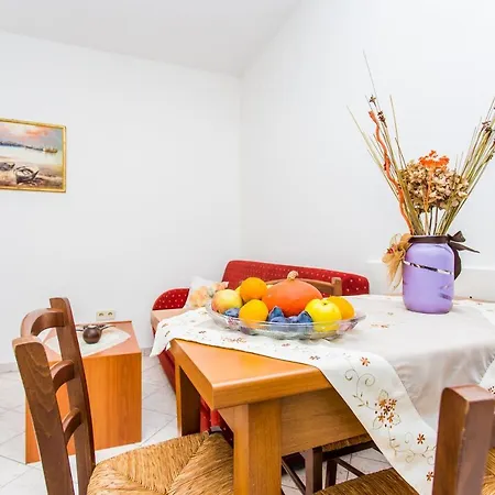 Lavanda 1 Apartamento Njivice