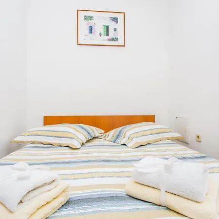 Lavanda 1 Apartamento Njivice