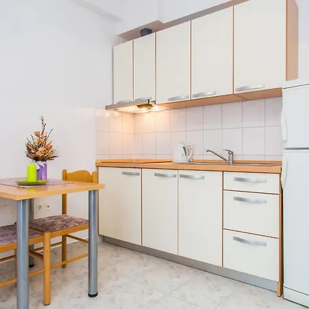 Lavanda 1 Нивице